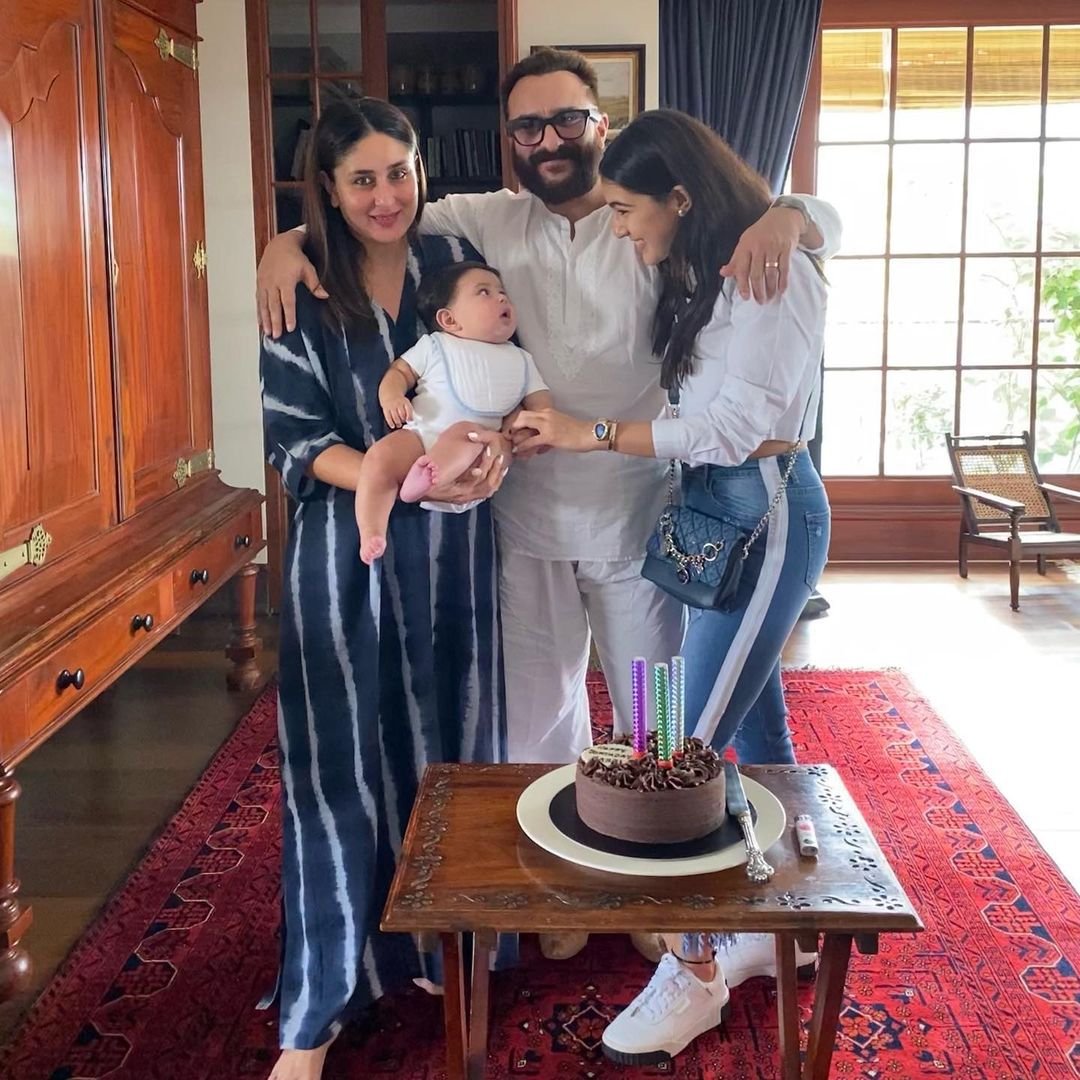 Sara Ali Khan poses with Jeh as she wishes dad Saif Ali Khan on his birthday - Vimarsana News