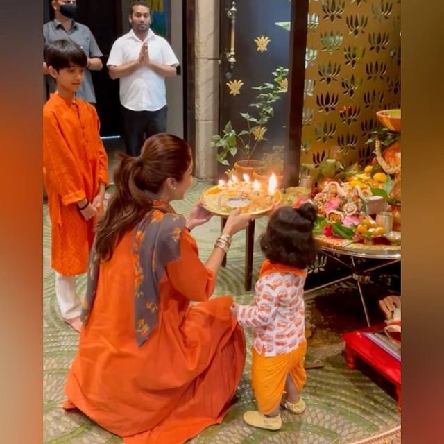 Shilpa Shetty does Navratri puja with kids Viaan and Samisha: 'Sowing the seeds of faith in both of them' - Vimarsana News