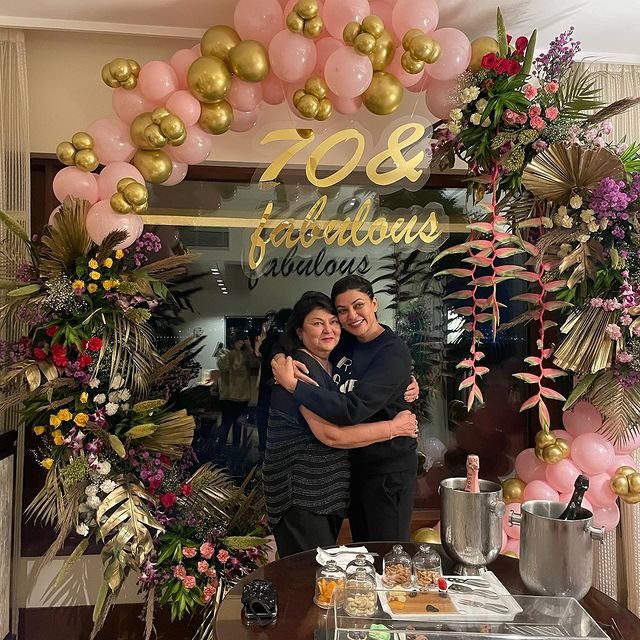 Sushmita Sen celebrates mom Subhra's special day, teaches her to dance her way to 70th birthday - Vimarsana News