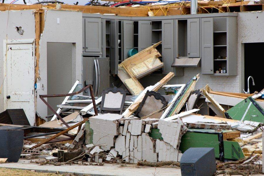 1 killed, multiple injured as tornados tear through US - Vimarsana News
