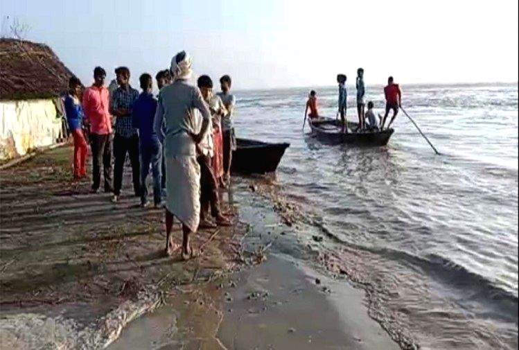 2 rowers die in Kolkata lake after boat capsizes during storm - Vimarsana News