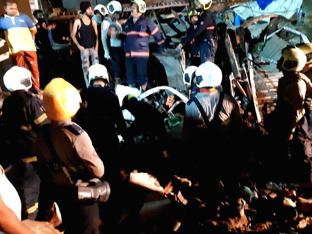 First mega-monsoon tragedy as 11 killed in Mumbai house-crash - Vimarsana News