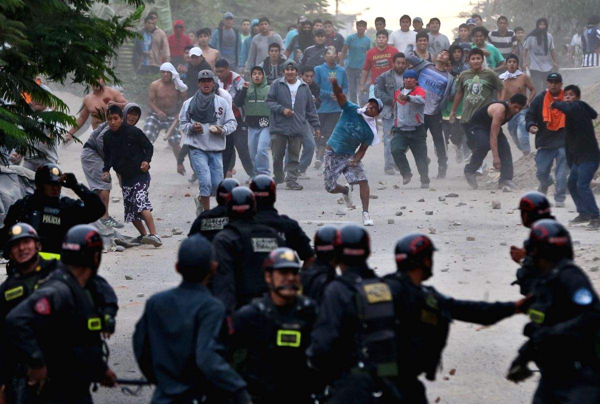 14 killed in Peru miners' clash - Vimarsana News