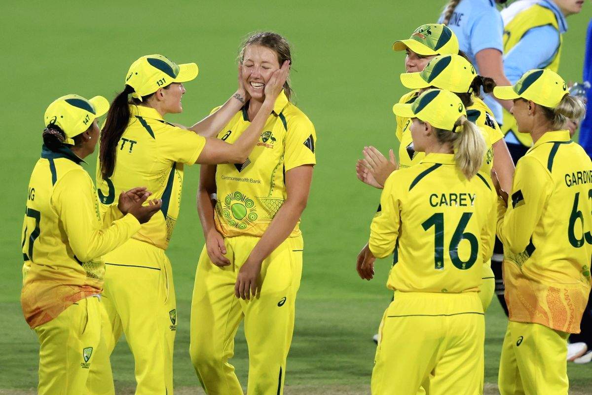 1st ODI: Australia beat England by 27 runs, to retain Women's Ashes - Vimarsana News
