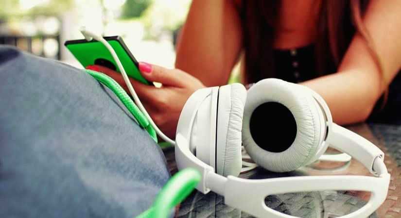 5 audiobooks and podcasts to mark National Parents' Day 2023 - Vimarsana News