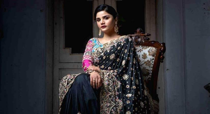 7 essential tips to pick the perfect bridal sarees - Vimarsana News