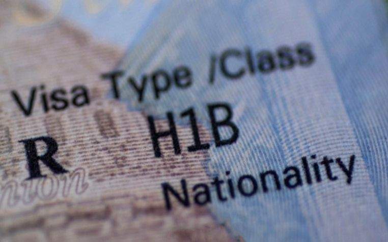 70 Indians suing US govt for denying them H-1B visas: Report - Vimarsana News