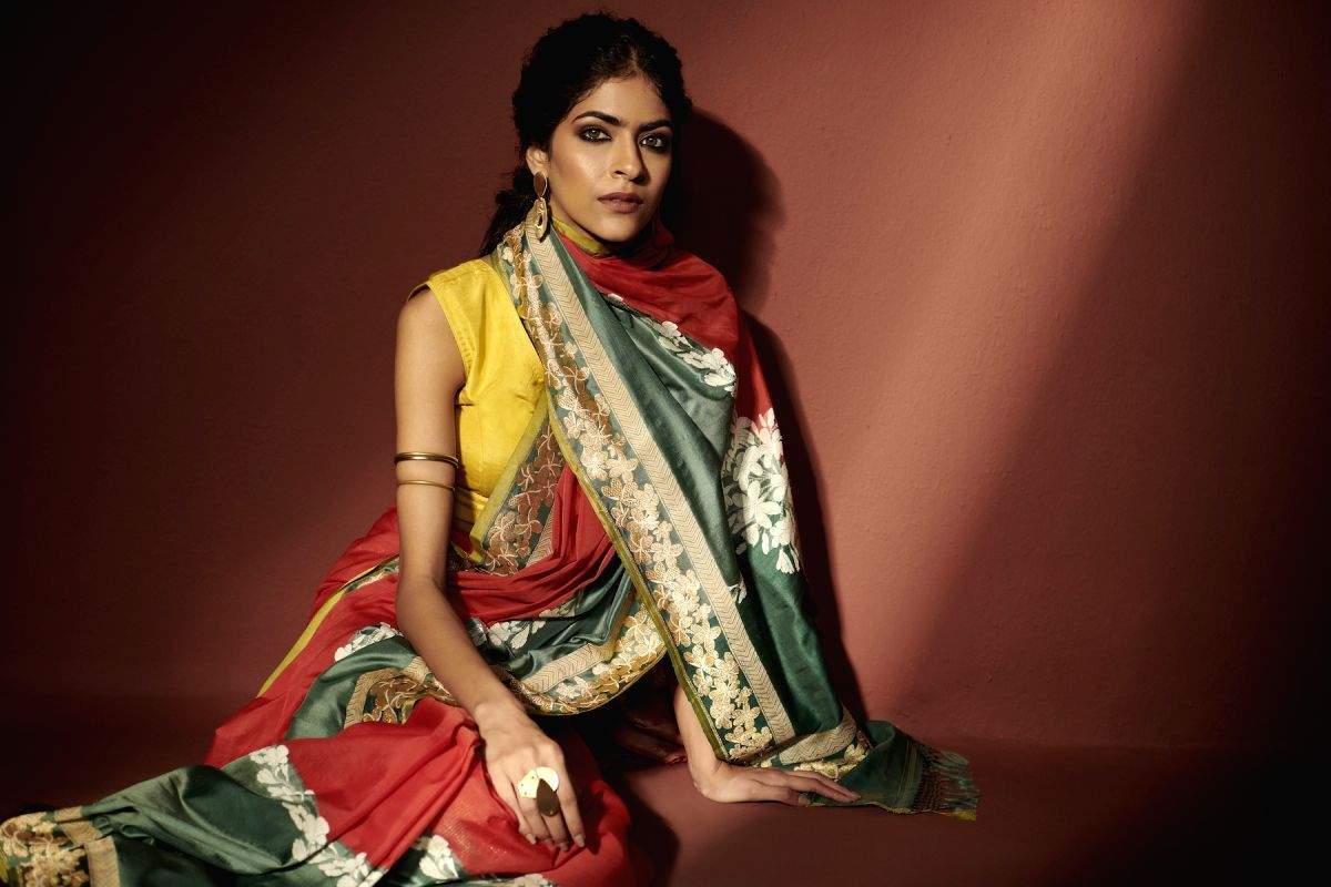 A celebration of Banaras' rich and rare weaving traditions - Vimarsana News