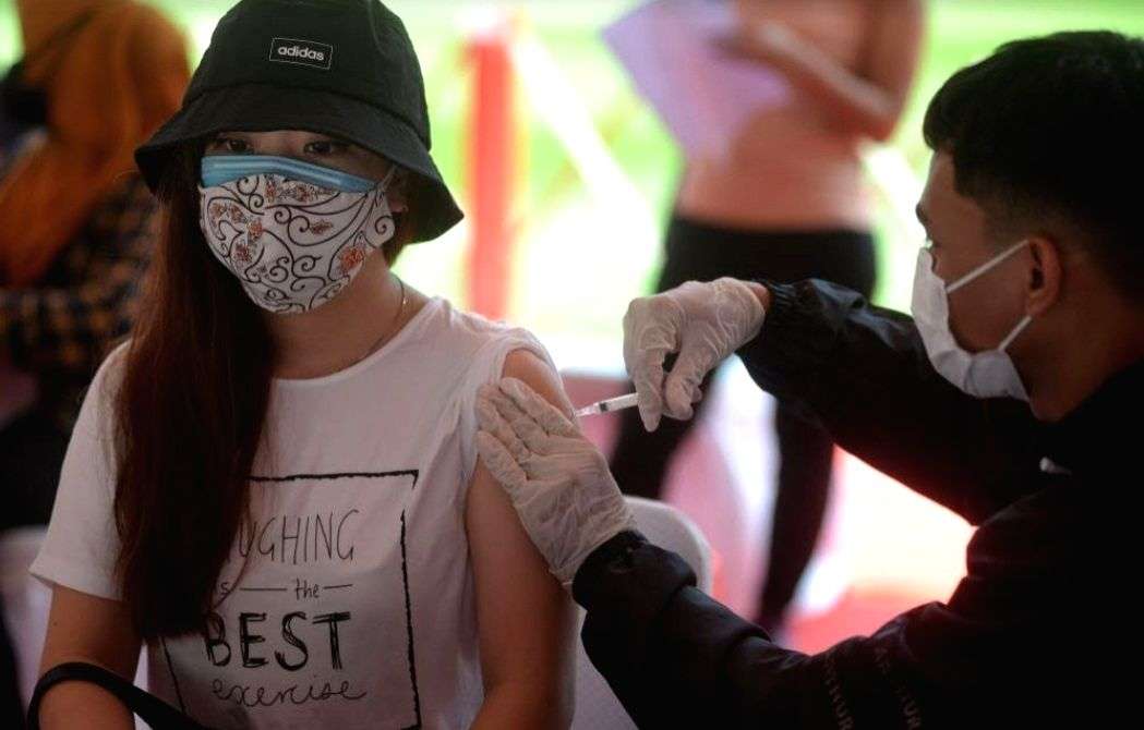 Indonesia mulls rollout of fourth dose of Covid vaccine - Vimarsana News