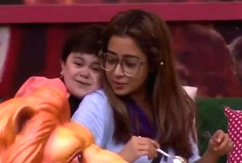 'Bigg Boss 16': Abdu teases Tina, asks her to date 'Shalin Rozik' - Vimarsana News