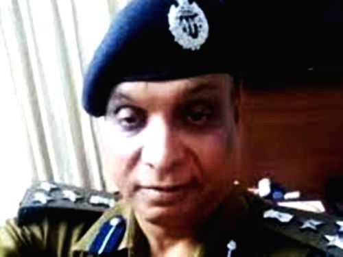 Jailed ex-IPS officer gets bail in scam case - Vimarsana News