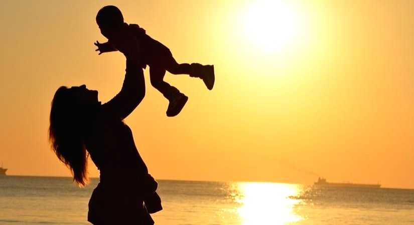 'Aim for happy, not perfect', reveal Moms as their mantra to doing it all - Vimarsana News