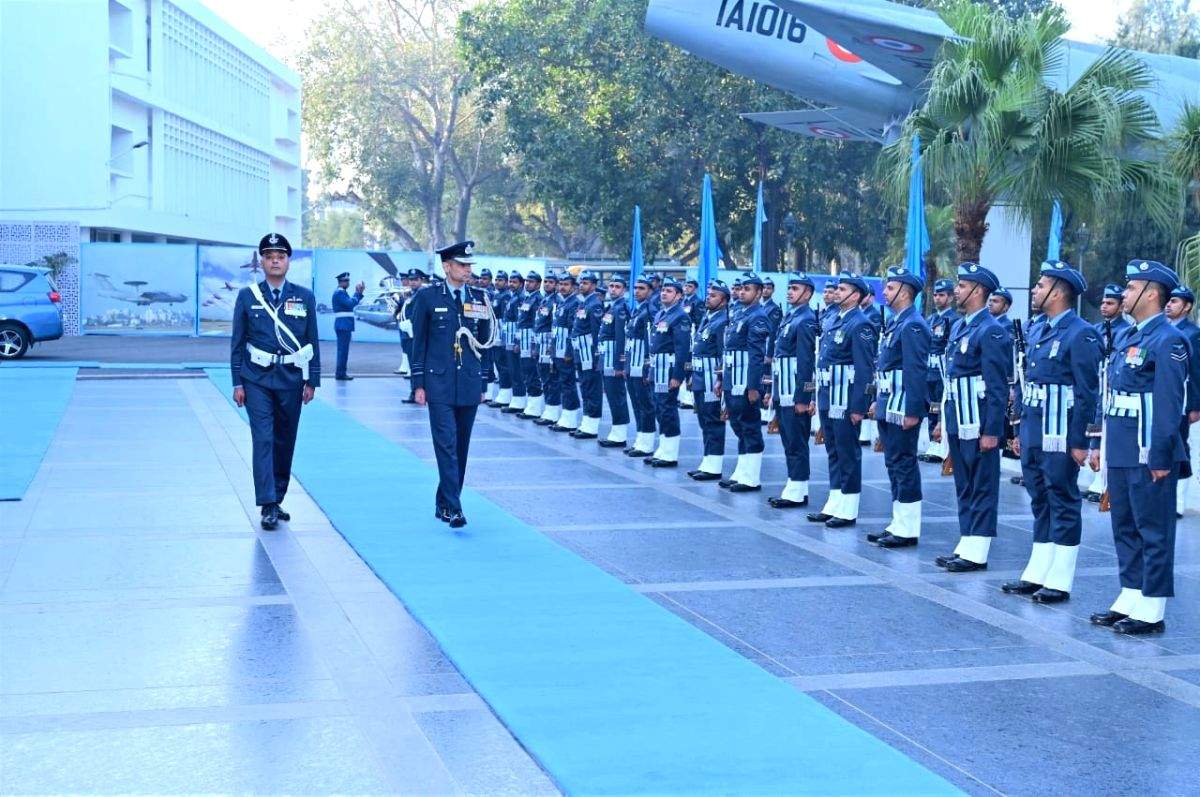 Air Marshal Pankaj Mohan Sinha assumes command of western air command - Vimarsana News