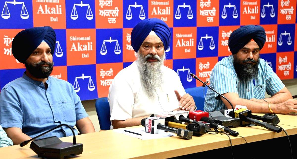Akali Dal protests raids on Khalsa Aid offices - Vimarsana News