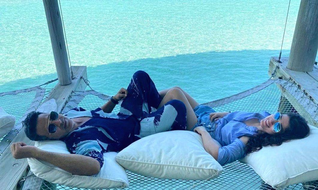 Akshay Kumar gets poetic as he wishes wife Twinkle on her birthday - Vimarsana News