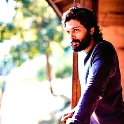 Allu Arjun under activist's fire for promoting educational institution - Vimarsana News