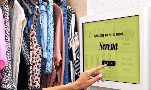 Amazon opens its first physical clothing store in US - Vimarsana News