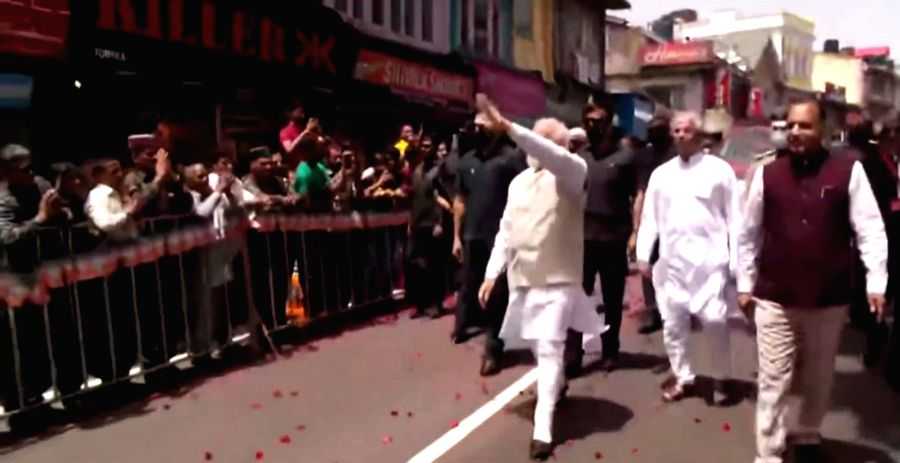 Amid chants of 'Bharat Mata ki Jai', Modi gets rousing reception in Shimla - Vimarsana News