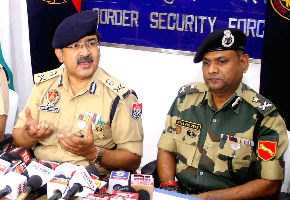 BSF, Punjab Police hold meeting to enhance operational posture - Vimarsana News