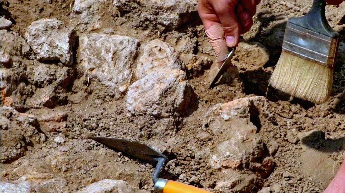 Ancient terracotta lamp unearthed in Tamil Nadu's Vembakottai - Vimarsana News