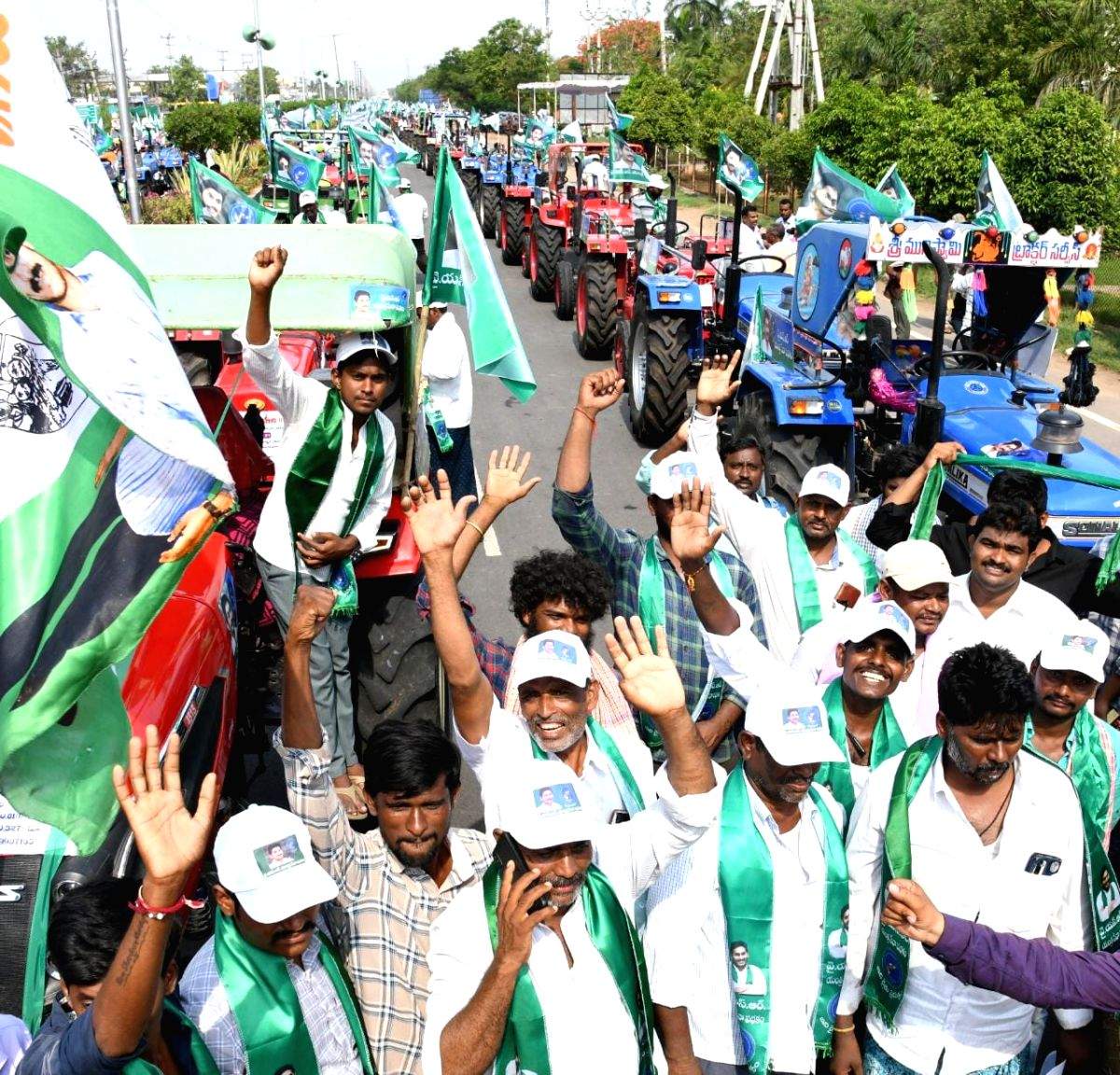 Andhra CM flags off tractors, harvesters - Vimarsana News
