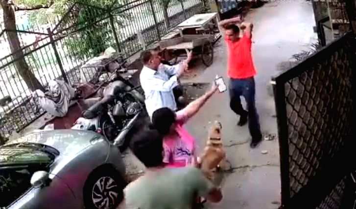 Angry over dog's barking, man attacks pet, its owner & 3 others in Delhi - Vimarsana News