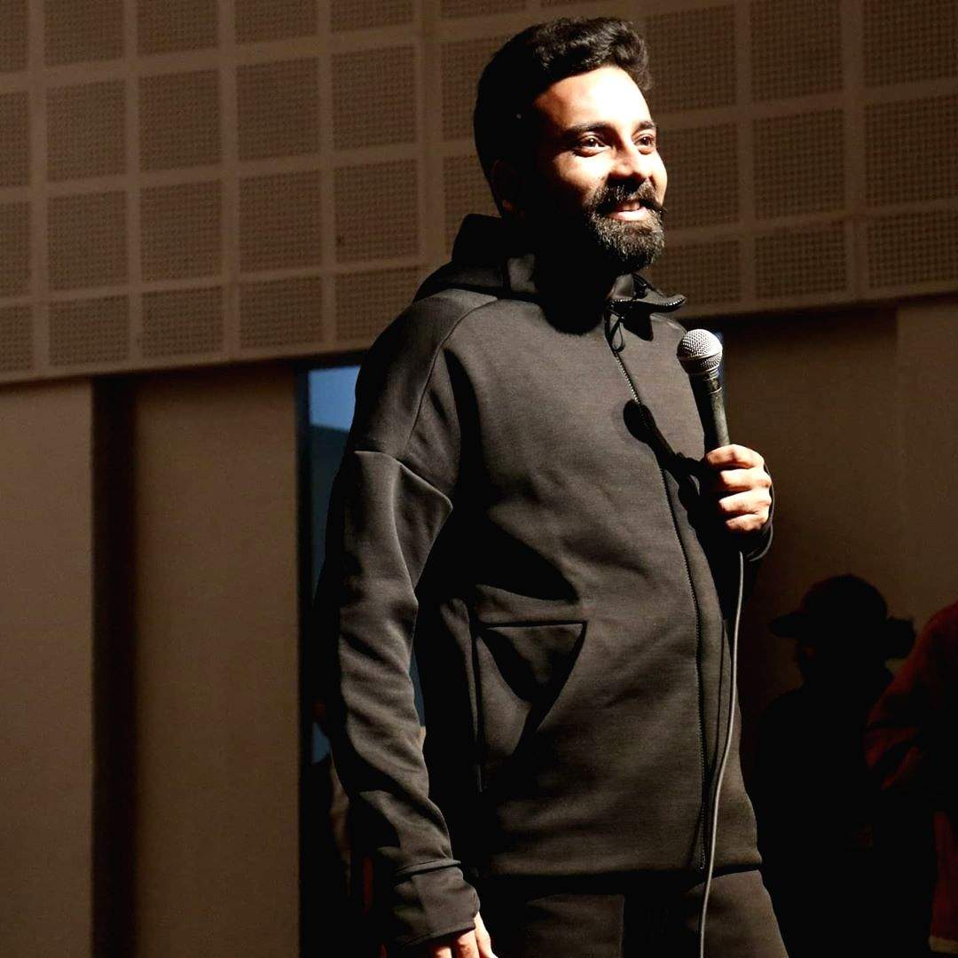 Anubhav Singh Bassi to make film debut with 'Tu Jhoothi Main Makkaar' - Vimarsana News
