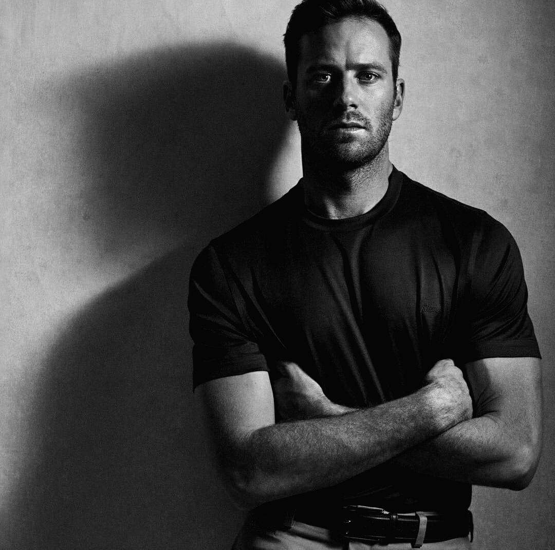 Armie Hammer admits he's '100% cannibal' in a text to woman - Vimarsana News