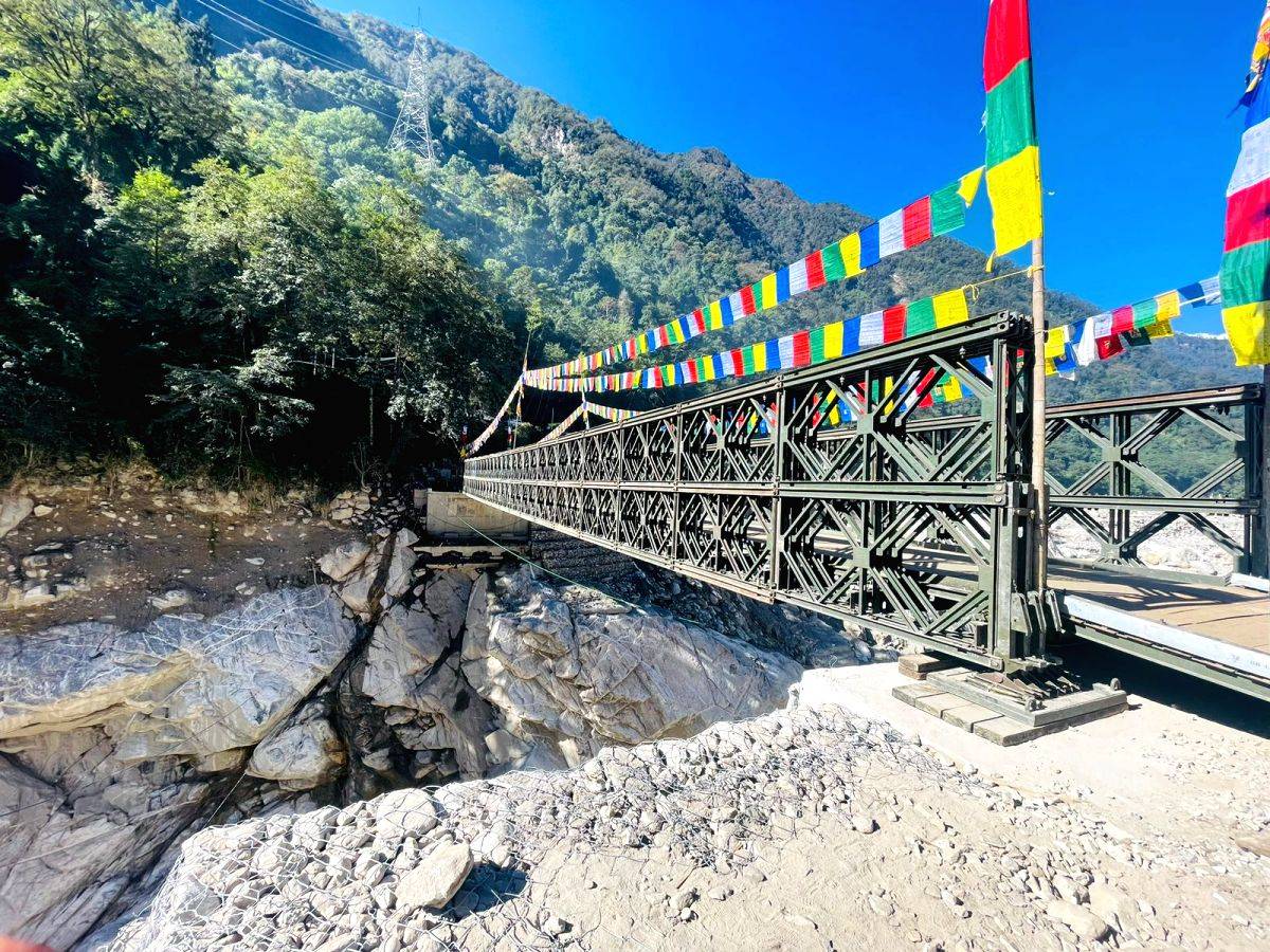 Army builds 200-feet bailey bridge to connect North Sikkim with mainland - Vimarsana News
