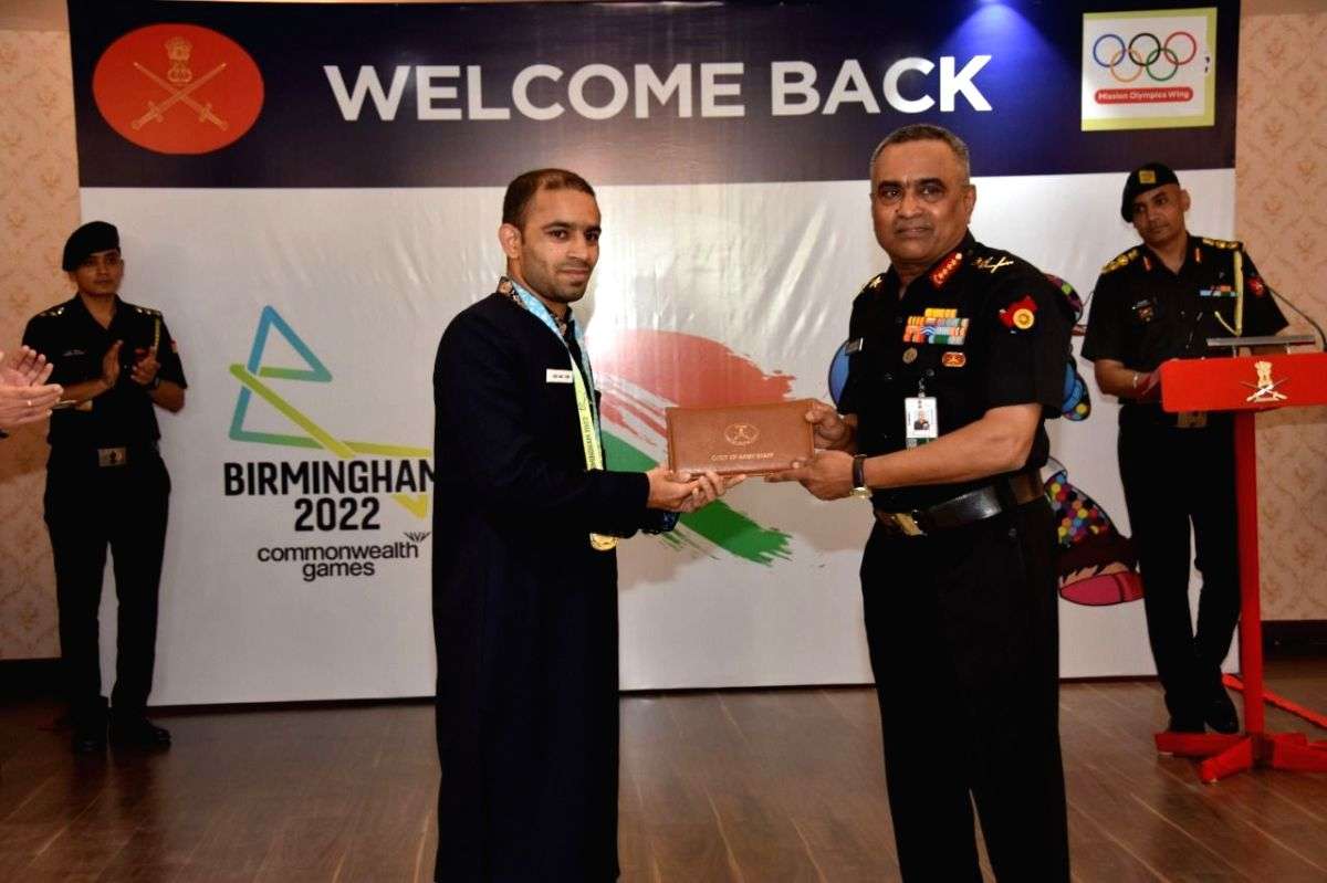 Army chief General Manoj Pande felicitates Commonwealth Games medal winners - Vimarsana News