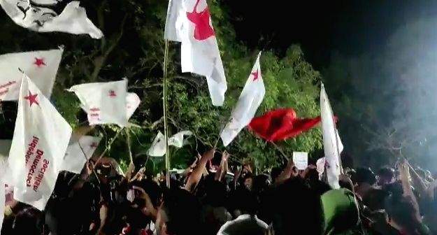 SFI-led alliance sweeps Hyderabad University polls - Vimarsana News