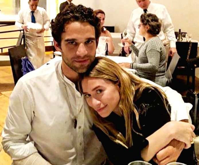 Ashley Olsen welcomes baby boy Otto with Lois Eisner - Vimarsana News