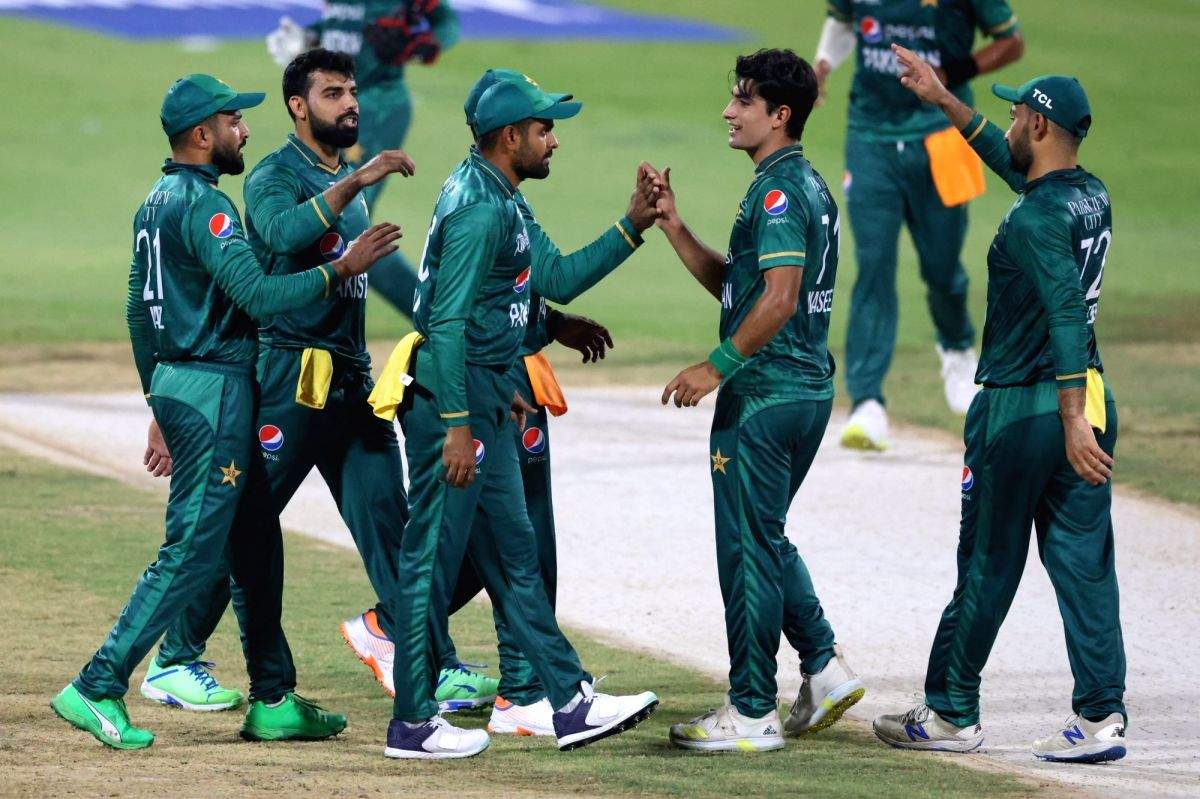 Asia Cup 2022: Pakistan enter Super Four stage in style with 155-run thrashing of Hong Kong - Vimarsana News