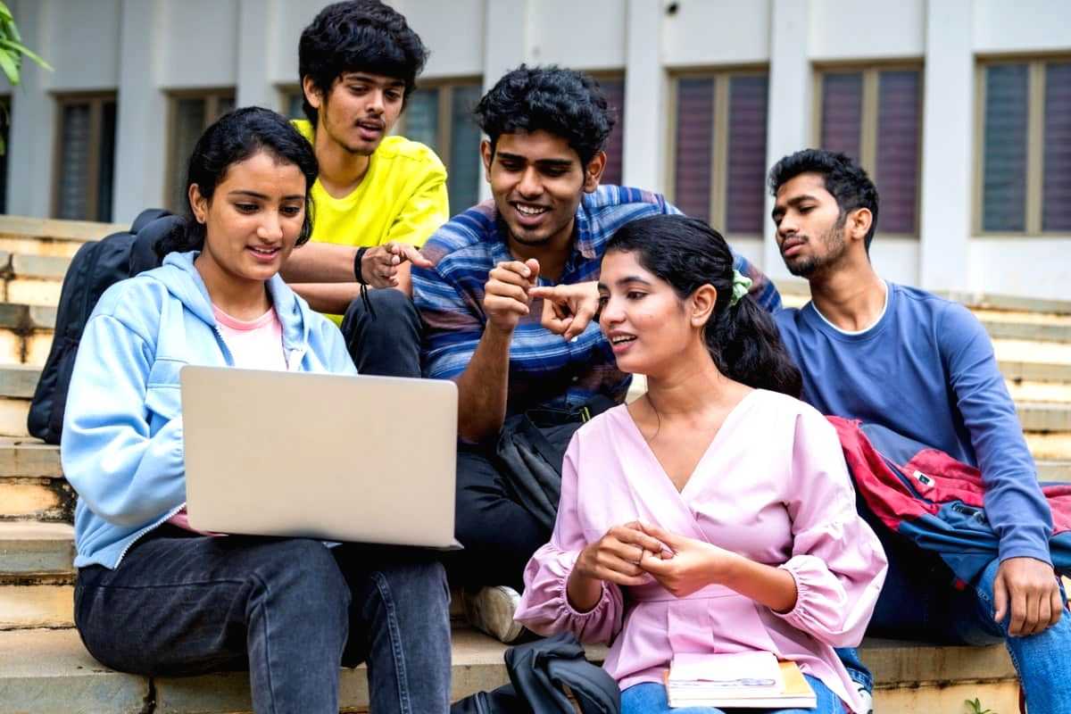 Aspiring Indian students get admission in Canadian institutes as they normally do: Officials - Vimarsana News