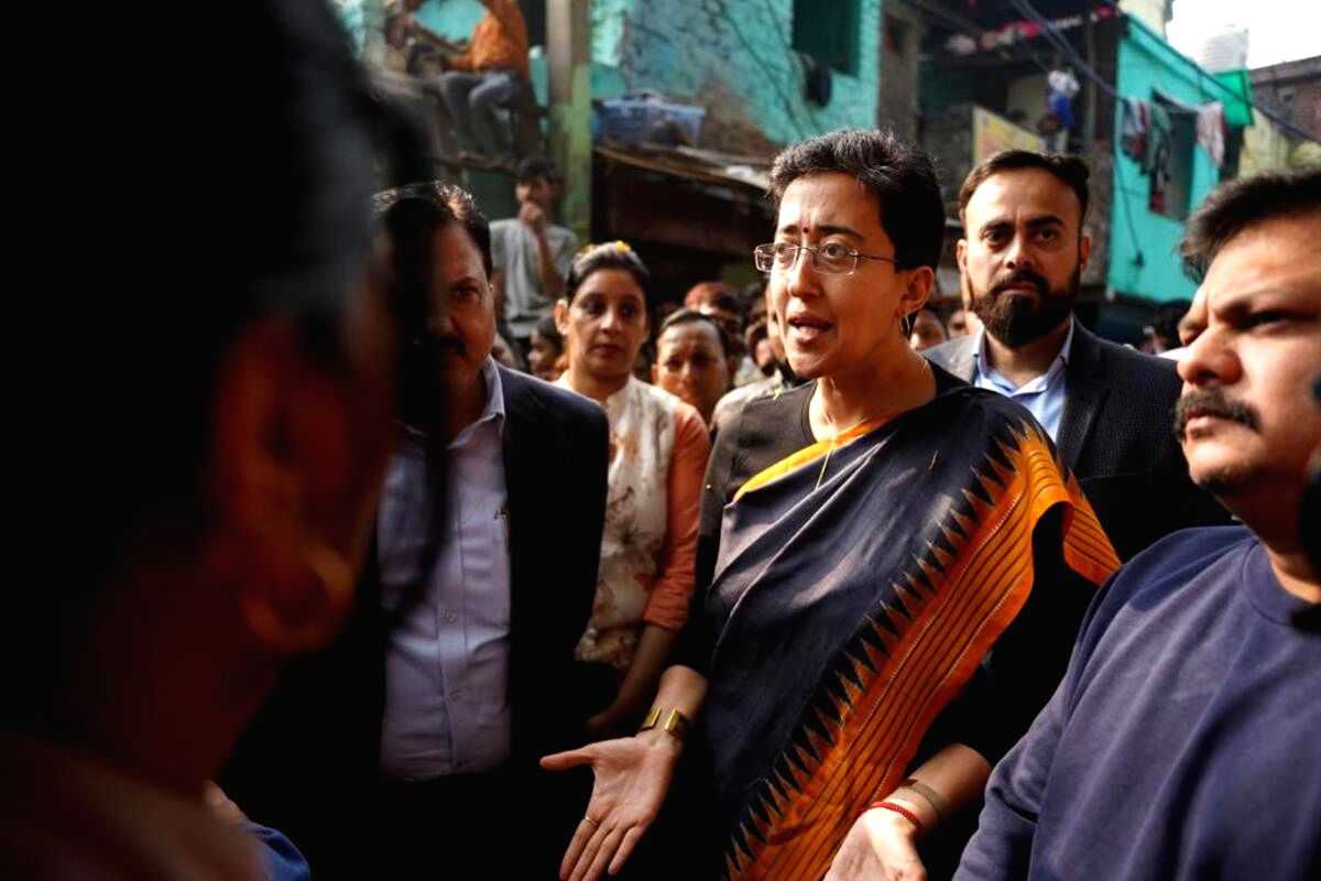 Water Min Atishi directs DJB CEO to resolve issue of overflowing sewers in Delhi - Vimarsana News
