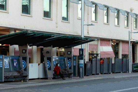 Survey finds surge in Australians living in poverty amid cost-of-living crisis - Vimarsana News