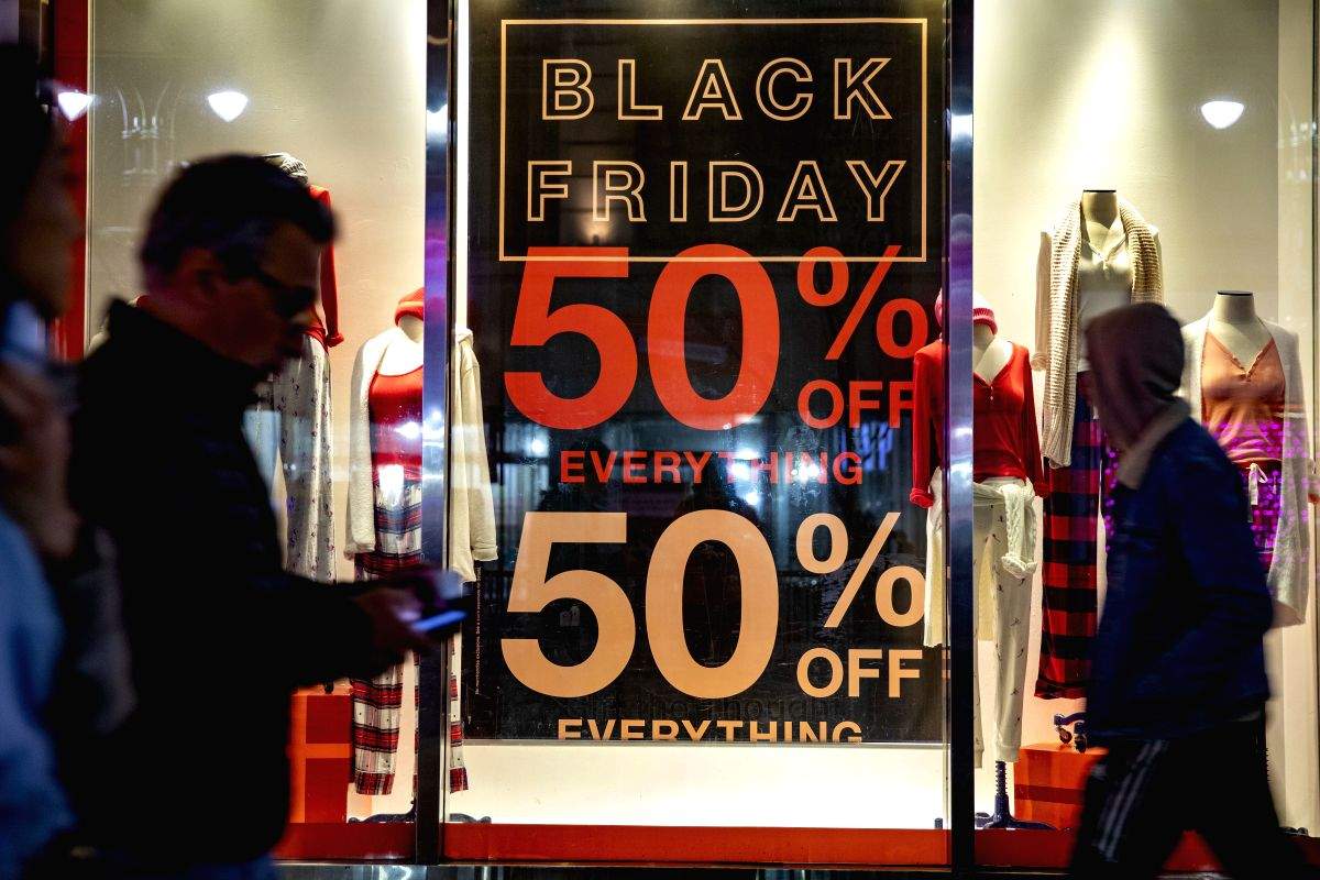 Thanksgiving Day online sales touch $5.3 bn in US, mobile top choice - Vimarsana News
