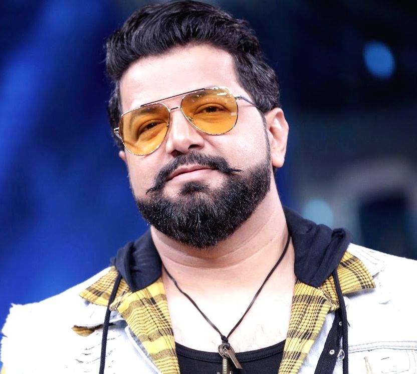 'Khupte Tithe Gupte' host Avdhoot Gupte says show's comeback feels like reuniting with old friend - Vimarsana News