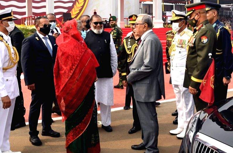B'desh Prez, PM attend Victory Day parade - Vimarsana News