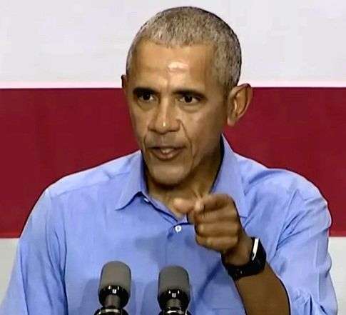 Barack Obama still wearing Fitbit watch recalled for burn risk - Vimarsana News