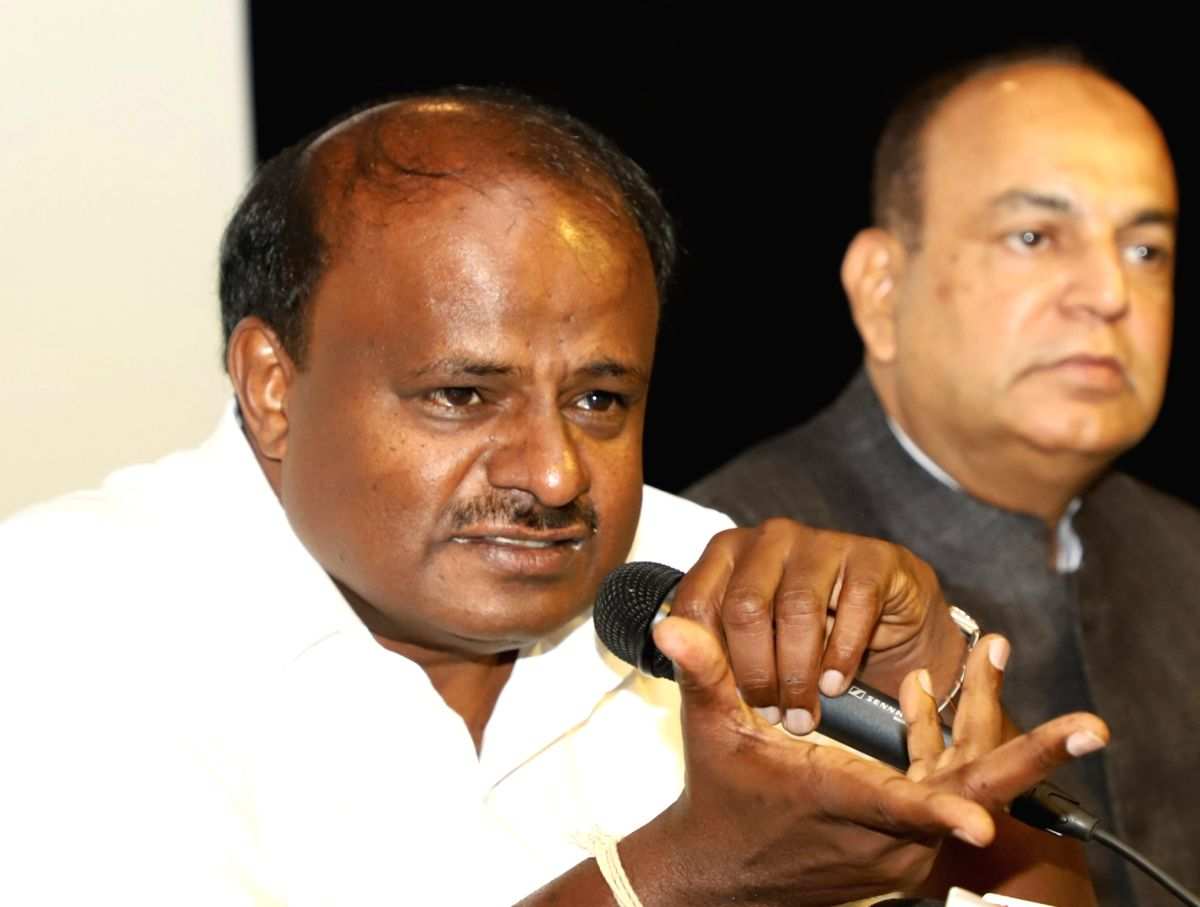 Protests in K'taka over Kumaraswamy's 'anti-Brahmin' remarks - Vimarsana News