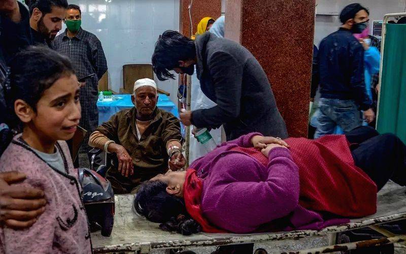 Big terror strike that kills Srinagar teen, targets Shias shocks valley - Vimarsana News