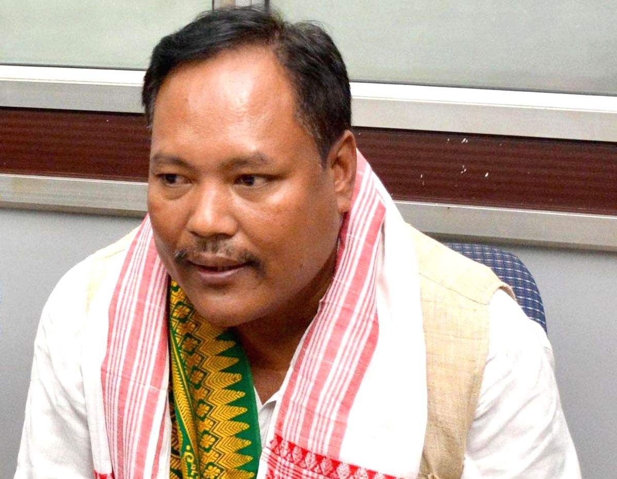Assam Speaker, who urged people to sit under trees to beat heat, has 22 ACs at his house - Vimarsana News