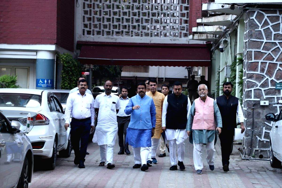 BJP moves ECI alleging BJD distributing money to lure voters for Dhamnagar bypoll - Vimarsana News