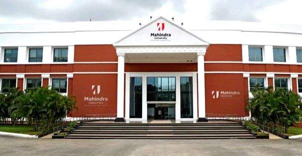 Bridging the skill gap: Increasing demand of industry-focused AI and biotechnology courses in India - Vimarsana News