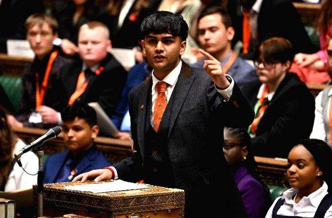 British-Indian teen talks about climate change in House of Commons - Vimarsana News