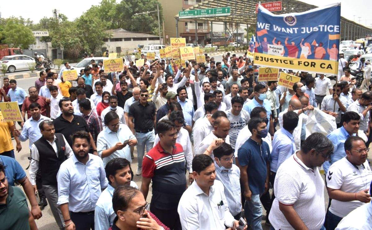 Protest against arrest of two Chartered Accountants - Vimarsana News