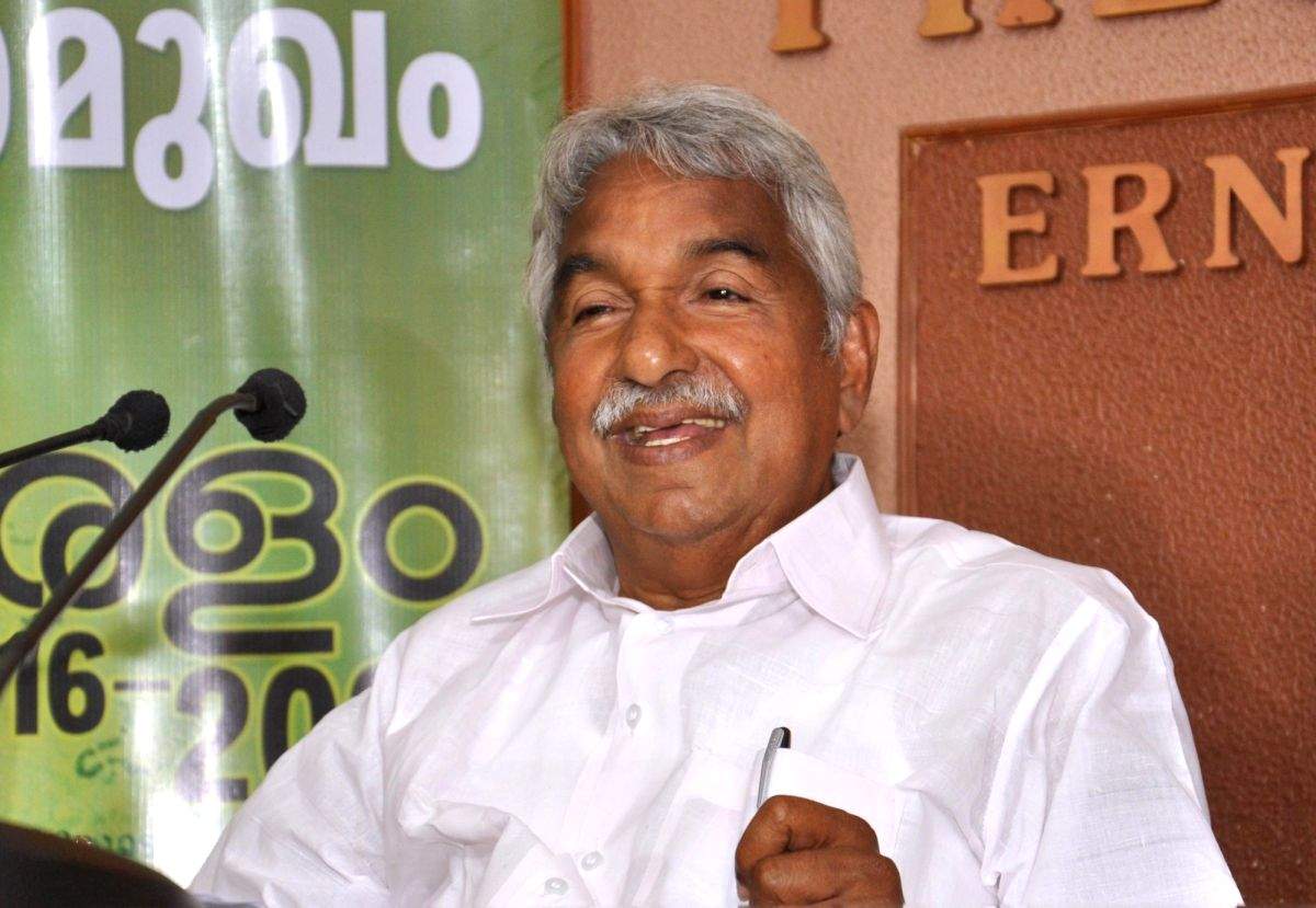 Ex-Kerala CM Chandy says treatment is fine, relatives seeks Vijayan's intervention - Vimarsana News