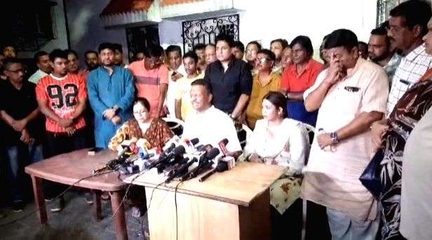 Political slugfest in Bengal over CBI raid at BJP legislator's residence - Vimarsana News