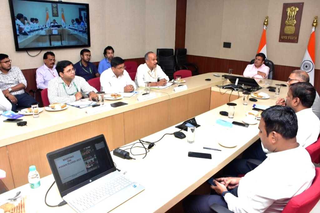 Central team takes stock of flood situation in Assam - Vimarsana News
